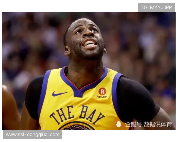 拉塞尔回应让车请求:强调团队合作但期待公平竞争环境 拉塞尔回应让车请求:强调团队合作但期待公平竞争环境